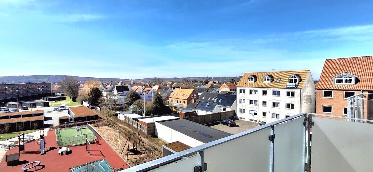 2-room apartment in Frederikshavn image 6